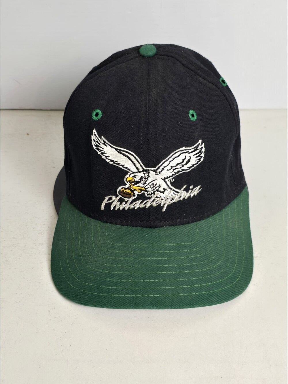 VTG 90s Philadelphia Eagles Black/Green New Era Pro Model USA NFL Snapback Hat